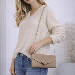 ALDO Taupe Patent Envelope Wristlet Clutch on Gold Chain – Small